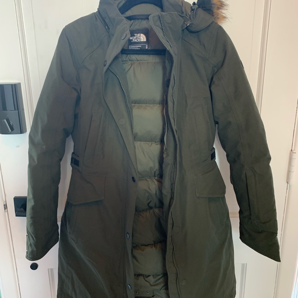 North face parka jacket size M